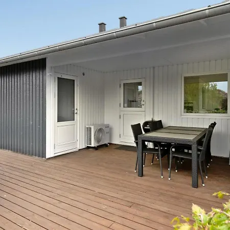 Holiday home Ankarl - 700m From The Sea In Se Jutland By Interhome Hejls